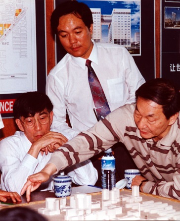 日韩人妻鲁交色情精品视频