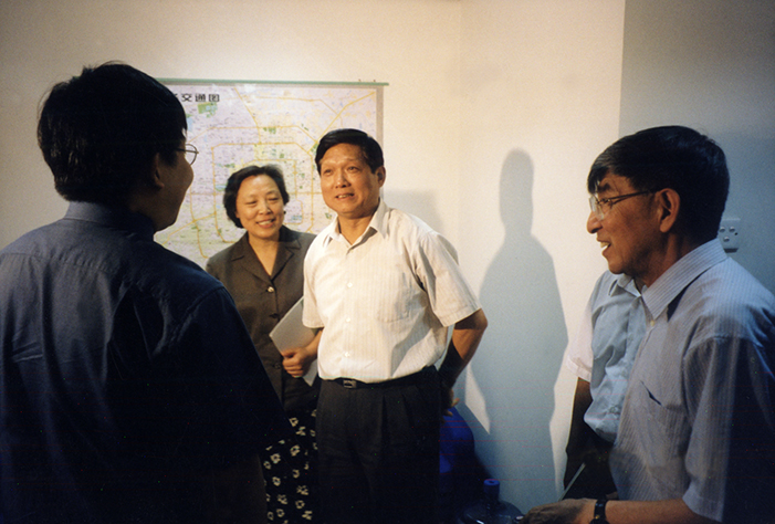 日韩人妻鲁交色情精品视频