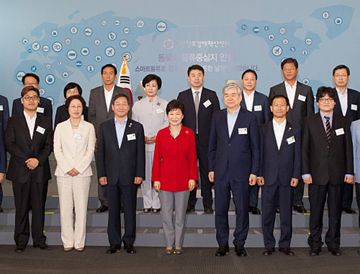 日韩人妻鲁交色情精品视频