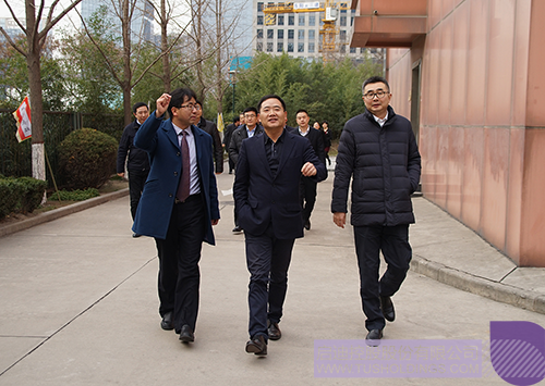 日韩人妻鲁交色情精品视频