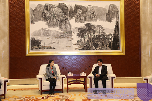 日韩人妻鲁交色情精品视频