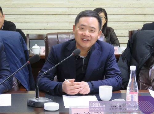 日韩人妻鲁交色情精品视频