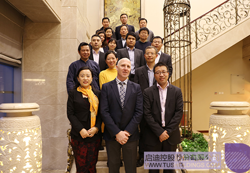 日韩人妻鲁交色情精品视频