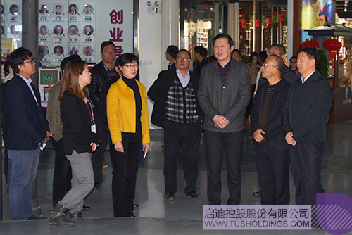 日韩人妻鲁交色情精品视频