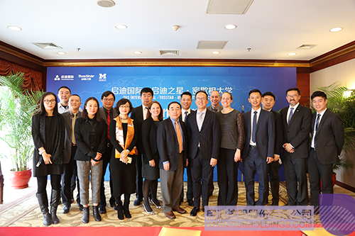 日韩人妻鲁交色情精品视频