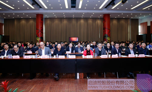 日韩人妻鲁交色情精品视频