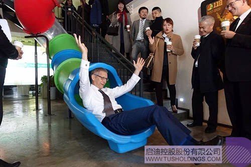 日韩人妻鲁交色情精品视频