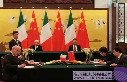 日韩人妻鲁交色情精品视频