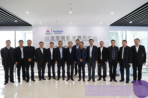 日韩人妻鲁交色情精品视频