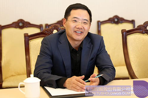 日韩人妻鲁交色情精品视频