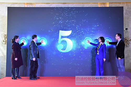 日韩人妻鲁交色情精品视频