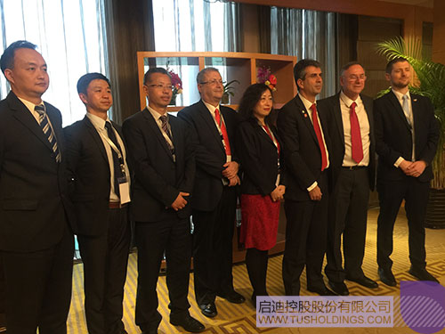 日韩人妻鲁交色情精品视频