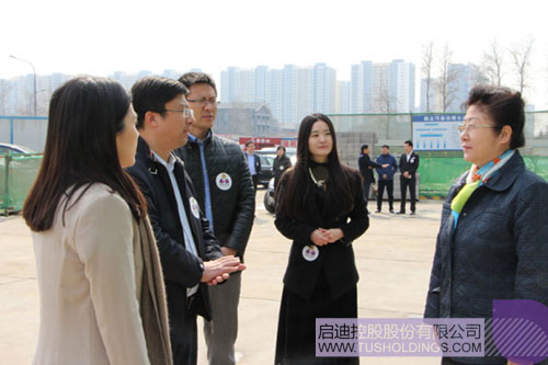 日韩人妻鲁交色情精品视频