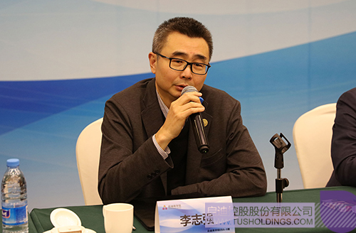 日韩人妻鲁交色情精品视频