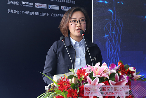 日韩人妻鲁交色情精品视频