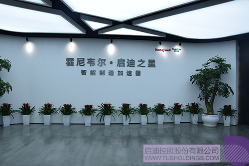 日韩人妻鲁交色情精品视频