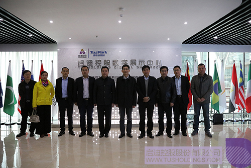 日韩人妻鲁交色情精品视频