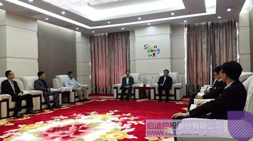 日韩人妻鲁交色情精品视频