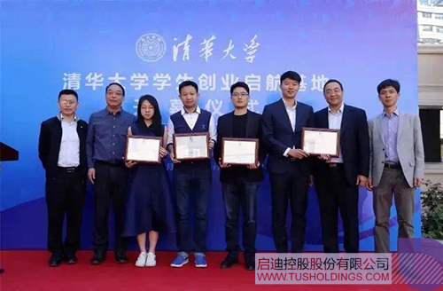 日韩人妻鲁交色情精品视频