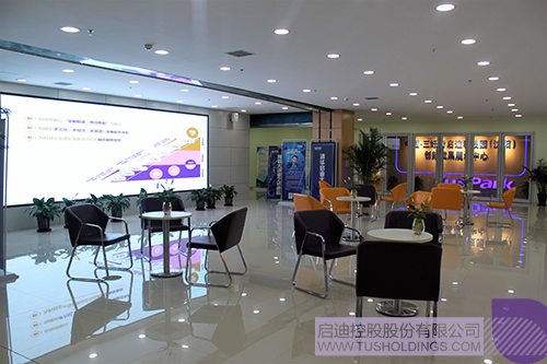 日韩人妻鲁交色情精品视频