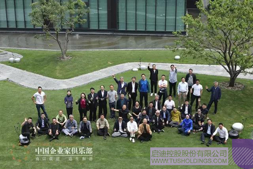 日韩人妻鲁交色情精品视频