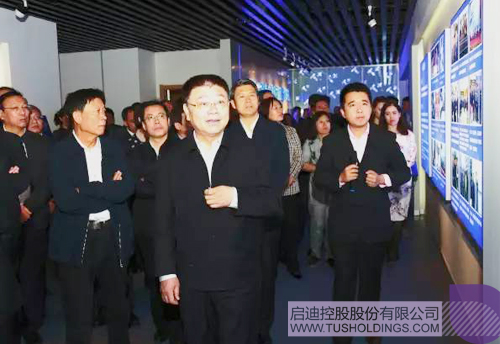 日韩人妻鲁交色情精品视频