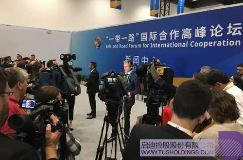 日韩人妻鲁交色情精品视频