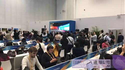 日韩人妻鲁交色情精品视频