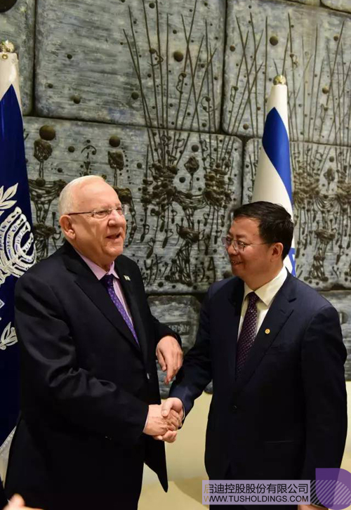 日韩人妻鲁交色情精品视频