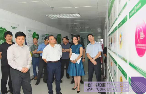 日韩人妻鲁交色情精品视频