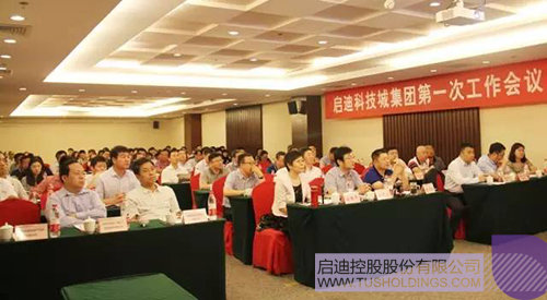 日韩人妻鲁交色情精品视频