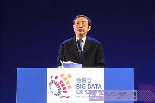 日韩人妻鲁交色情精品视频