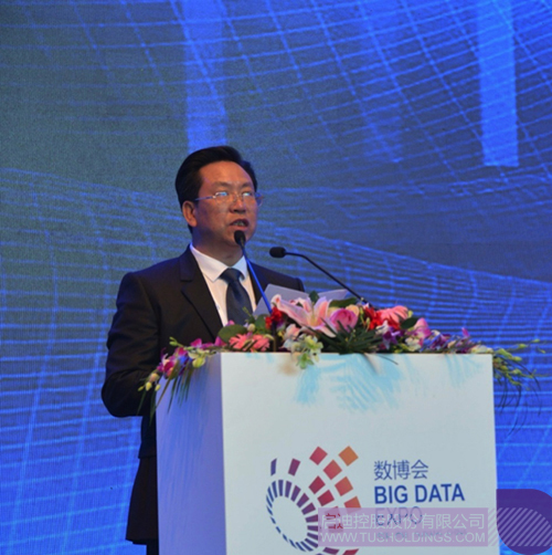 日韩人妻鲁交色情精品视频