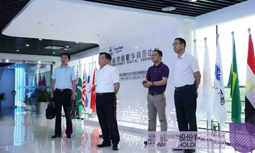 日韩人妻鲁交色情精品视频