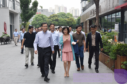 日韩人妻鲁交色情精品视频