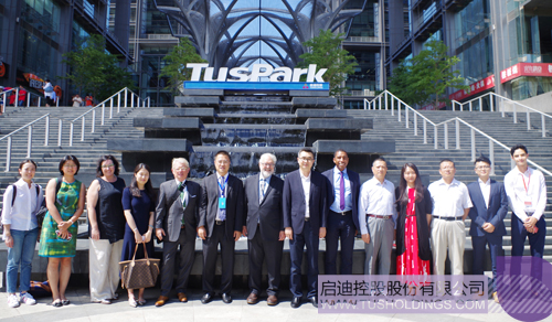 日韩人妻鲁交色情精品视频