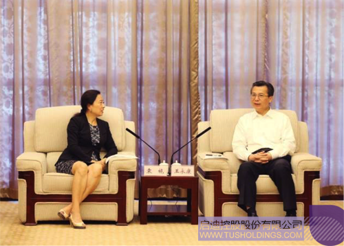 日韩人妻鲁交色情精品视频