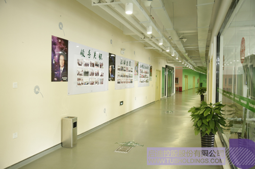 日韩人妻鲁交色情精品视频