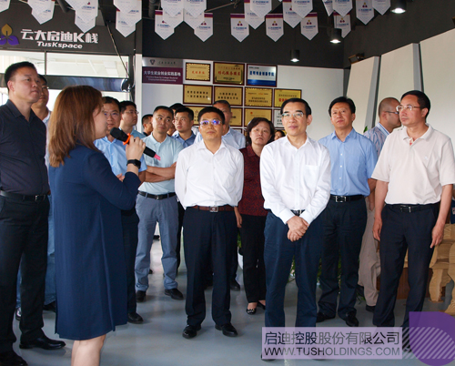 日韩人妻鲁交色情精品视频