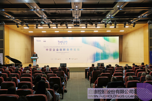 日韩人妻鲁交色情精品视频