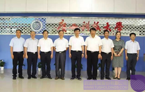 日韩人妻鲁交色情精品视频