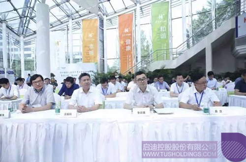 日韩人妻鲁交色情精品视频