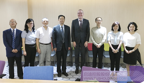 日韩人妻鲁交色情精品视频