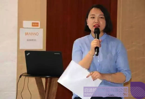 日韩人妻鲁交色情精品视频