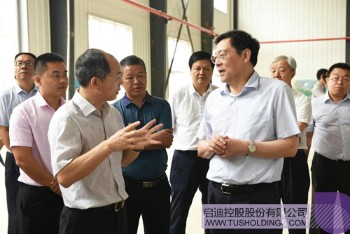 日韩人妻鲁交色情精品视频