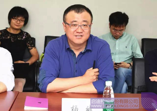 日韩人妻鲁交色情精品视频