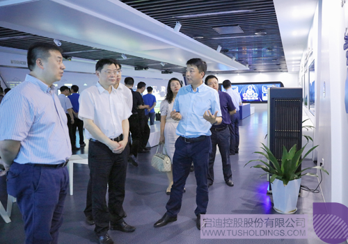 日韩人妻鲁交色情精品视频