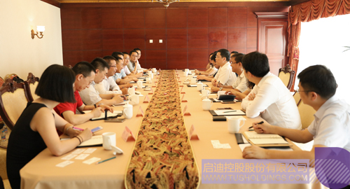 日韩人妻鲁交色情精品视频