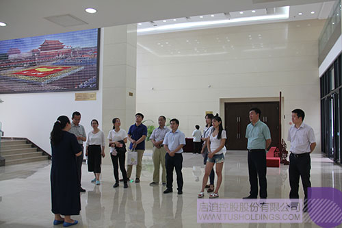 日韩人妻鲁交色情精品视频