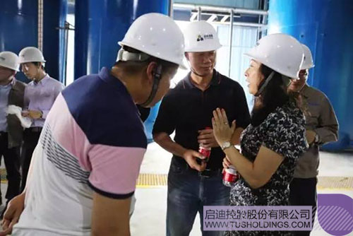 日韩人妻鲁交色情精品视频